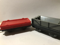 KOMPLET 2X Vlakec Tomažek Vagonov