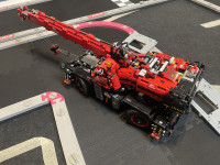 LEGO Technic 42082 Rough Terrain