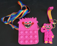 Nerabljena silikonska torbica in obesek, spredaj bunke pokalice