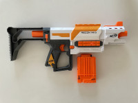 NERF pištola