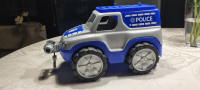 Otroški policijski avto