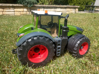 Traktor Fendt igrača