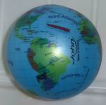 Žoga "globus" s podobo Zemlje
