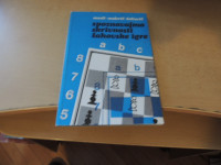 SPOZNAVAJMO SKRIVNOSTI ŠAHOVSKE IGRE V. MUSIL IN OSTALI ZALOŽBA
