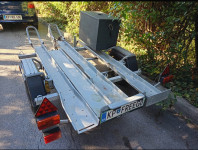 Prikolica za prevoz dvokoles