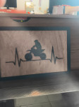 lesena slika motorist