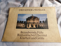 Retro mapa z plakati