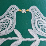 Slika s čipko "Dva golobčka"