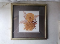 SLIKA v okvirju s steklom 23 x 23 cm