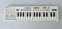 CASIO PT- 20 retro mini klaviatura NI V DELUJOČEM STANJU