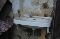 Dobro ohranjen umivalnik
