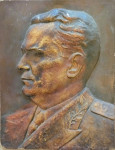 Josip Broz Tito - relief v iveralu