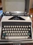 Pisalni stroj