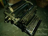 Pisalni stroj Underwood