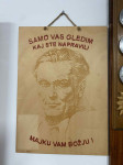 Slika Tita žgana na lesu z besedilom, in slika Tita 600x500