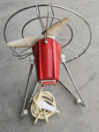 Starinski Italijanski beli namizni ventilator znamke Classic, 1960 V d