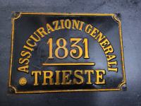 tabla, tablica, napis Assicurazioni Generali Trieste