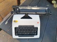Pisalni stroj Olympia