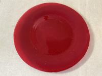 Dekorativni KROŽNIK steklen, rdeče barve premer 31 cm - PODARIM