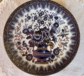 JAPONSKI KUTANI PORCELANASTI KROŽNIK-MODRO BEL Z ZLATIMI DETAJLI