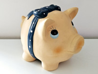 KERAMIČNI HRANILNIK PUJSEK ŠPAROVEC