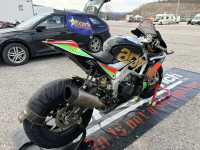 Aprilia RSV4 RF 2016 po delih, Brembo, Ohlins ...