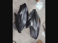 Levi in desni bok Kawasaki Versys 650