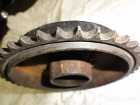 Za NSU 42 zob PREDVOJNI MOTOR ZAVORNI BOBEN z ZOBNIKOM