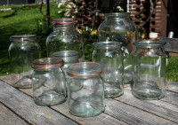 Stekleni kozarci za vlaganje s steklenim pokrovom