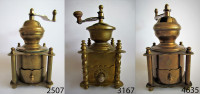 Vintage bronasti kavni mlinček