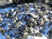 PRODAM KAMEN ZA ZIDANJE ALI ŠKARPO