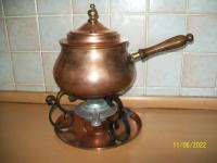 Fondue set iz bakra 2 litra + podarim še nekaj pripomočkov zraven