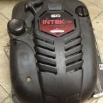 dva prodam briggs  motorja  oba izpravna in v dobrem  stanju