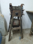 Brusni stroj s stojalom (0.8 kW)