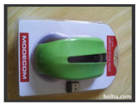 Brezžična usb miška.