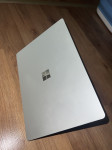 Microsoft Surface (2021)