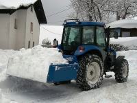 PLATO hidravlični, zelo primeren za čiščenje snega