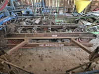 Traktorski zgrabljalnik