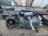 Elektromotor z reduktorjem