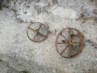 Kolo za samokolnico, 2 x