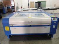 Laserski gravirni stroj FL-1510, 130w