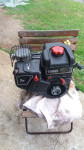 Motor  50 k. m. pBrigges & stratton 11.50  250cc
