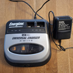 polnilec za baterije Energizer NiMh/NiCd