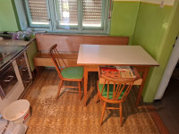 Miza klop in dva stola