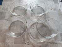 Podarim steklene posode za peko