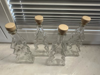 Steklenice v obliki smreke in zvezdic