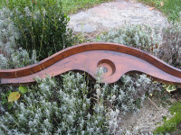 Okras za omaro, češnja