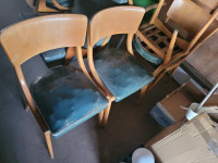 leseni stoli z usnjenim sediščem, 5 kosov