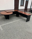Pisarniška miza