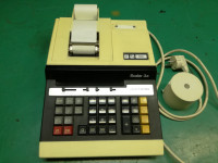 Elektronski kalkulator Digitron